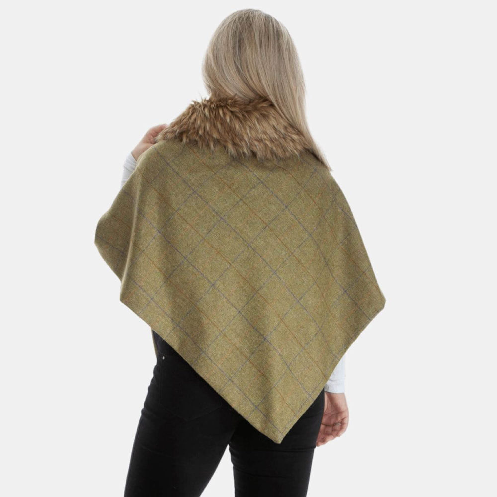 Melissa Shorter Faux-Fur Collar Cape Melissa Shorter Faux-Fur Collar Cape