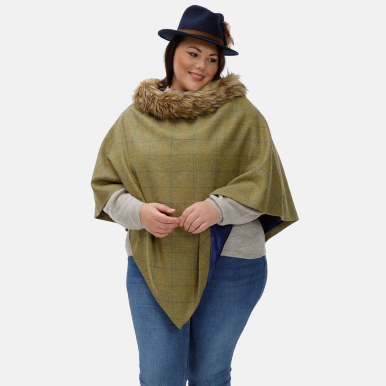 Melissa Curvy Cape Faux-Fur Collar Cape