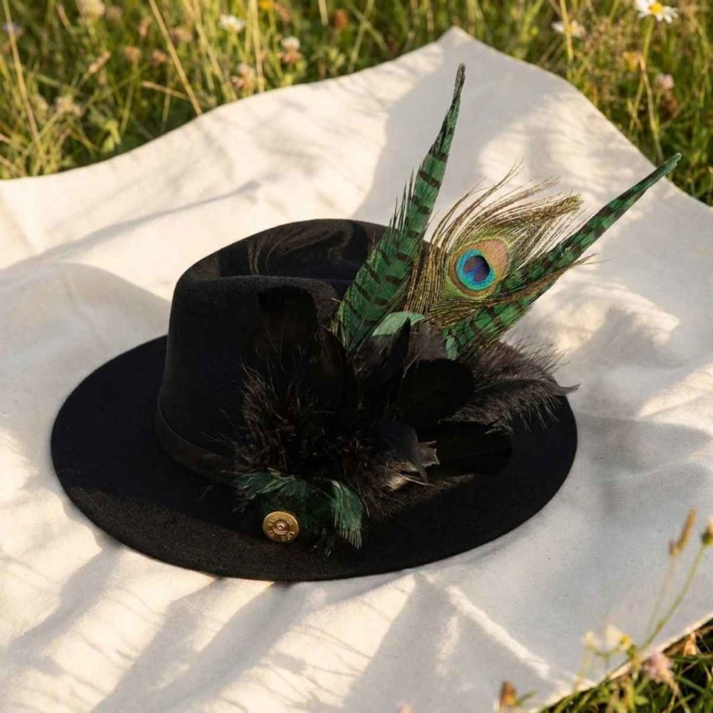 Still Life Web Alma Fedora